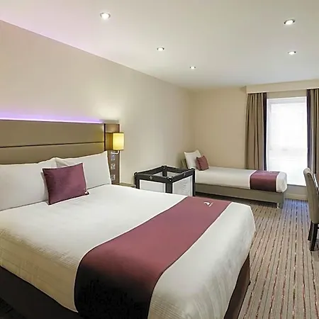 Premier Inn London Victoria-3